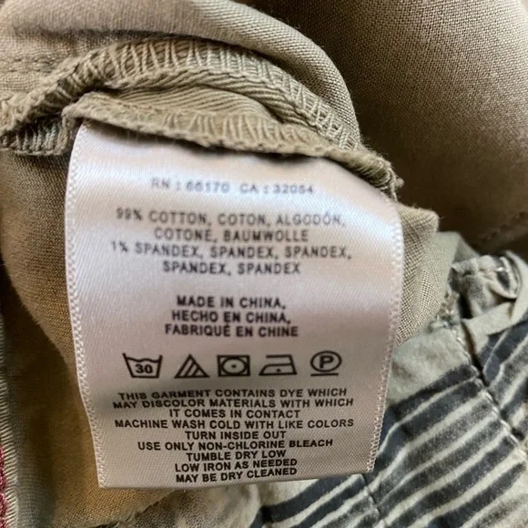 Anthropologie Chino 30 (10) Green Shorts - Picture 5 of 5